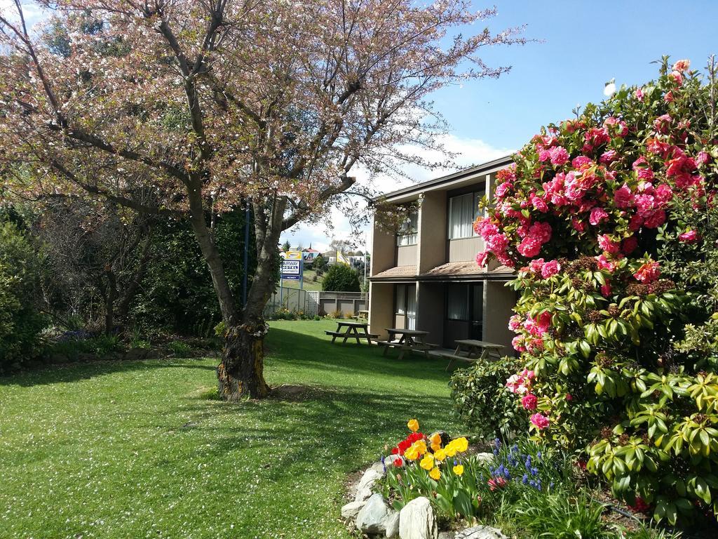 Fairway Motel & Apartments Wanaka Exteriör bild
