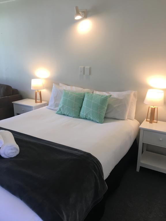 Fairway Motel & Apartments Wanaka Exteriör bild