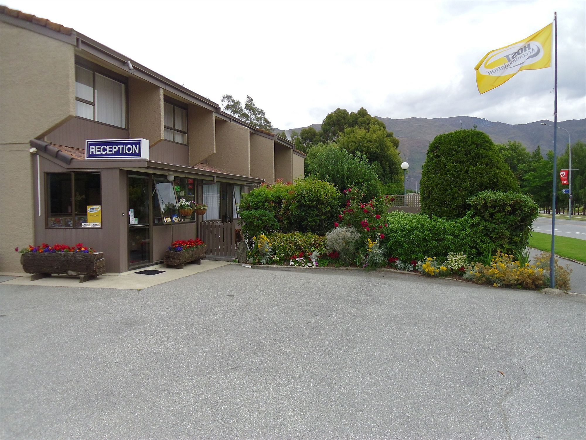 Fairway Motel & Apartments Wanaka Exteriör bild